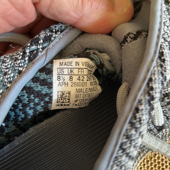 Adidas Men’s Shoes 8.5 - Picture 6 of 7